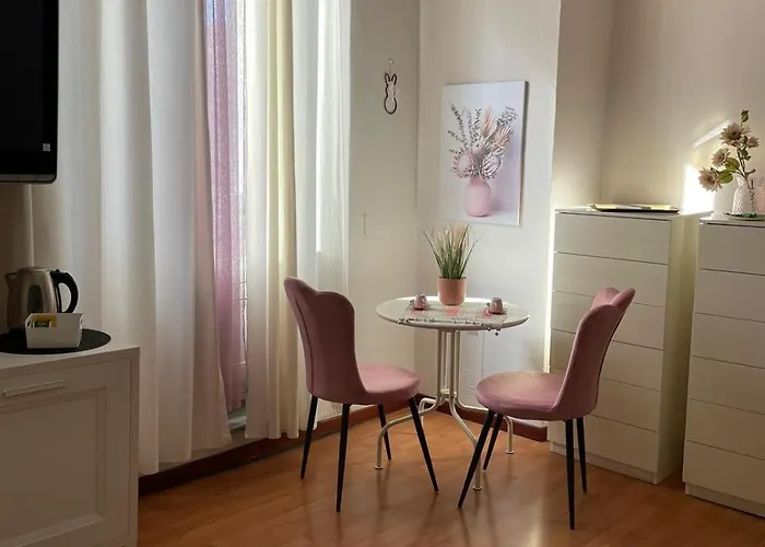 Xix فندق مبيت وإفطار نارني